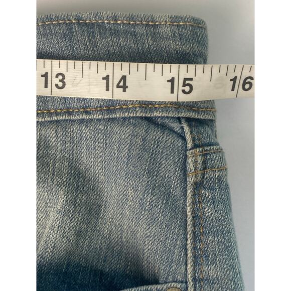 Levi's Blue Denim Classic Capri Rolled Hem Light Wash Jeans Women's Size 8 NWT - Picture 7 of 9